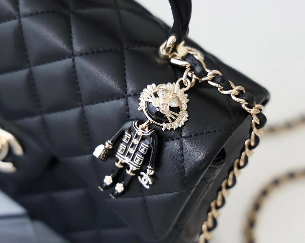 Black Mini Flapbag With Top Handle Q3023