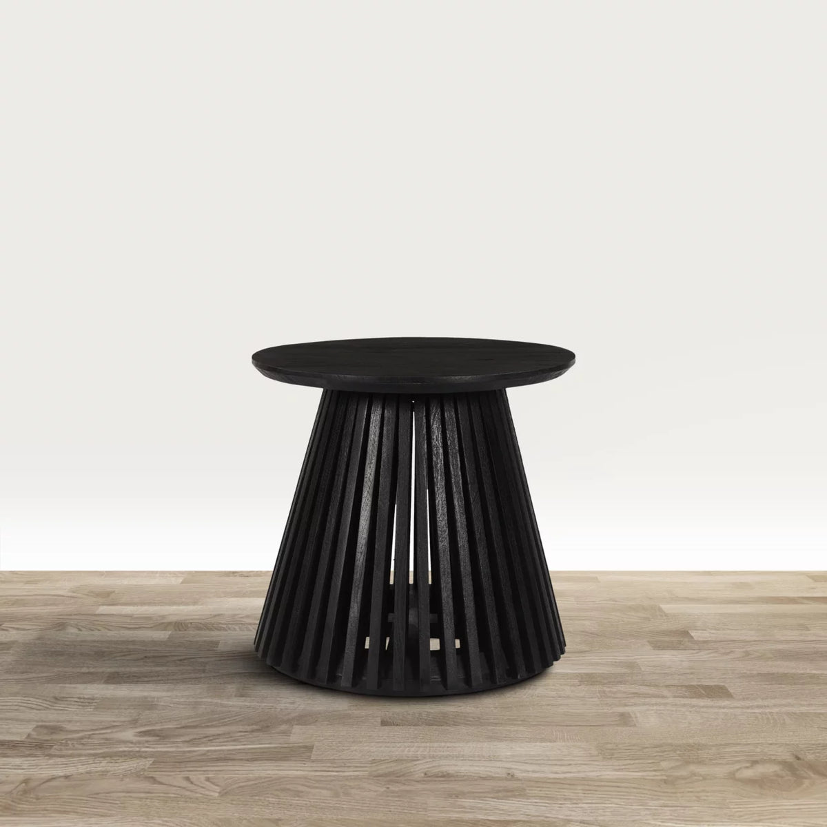 20 Inch Mango Wood Round Side Table I49969