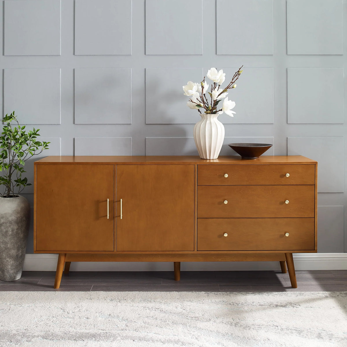 Mid Century 3-Drawer and 2-Door Sideboard K626771