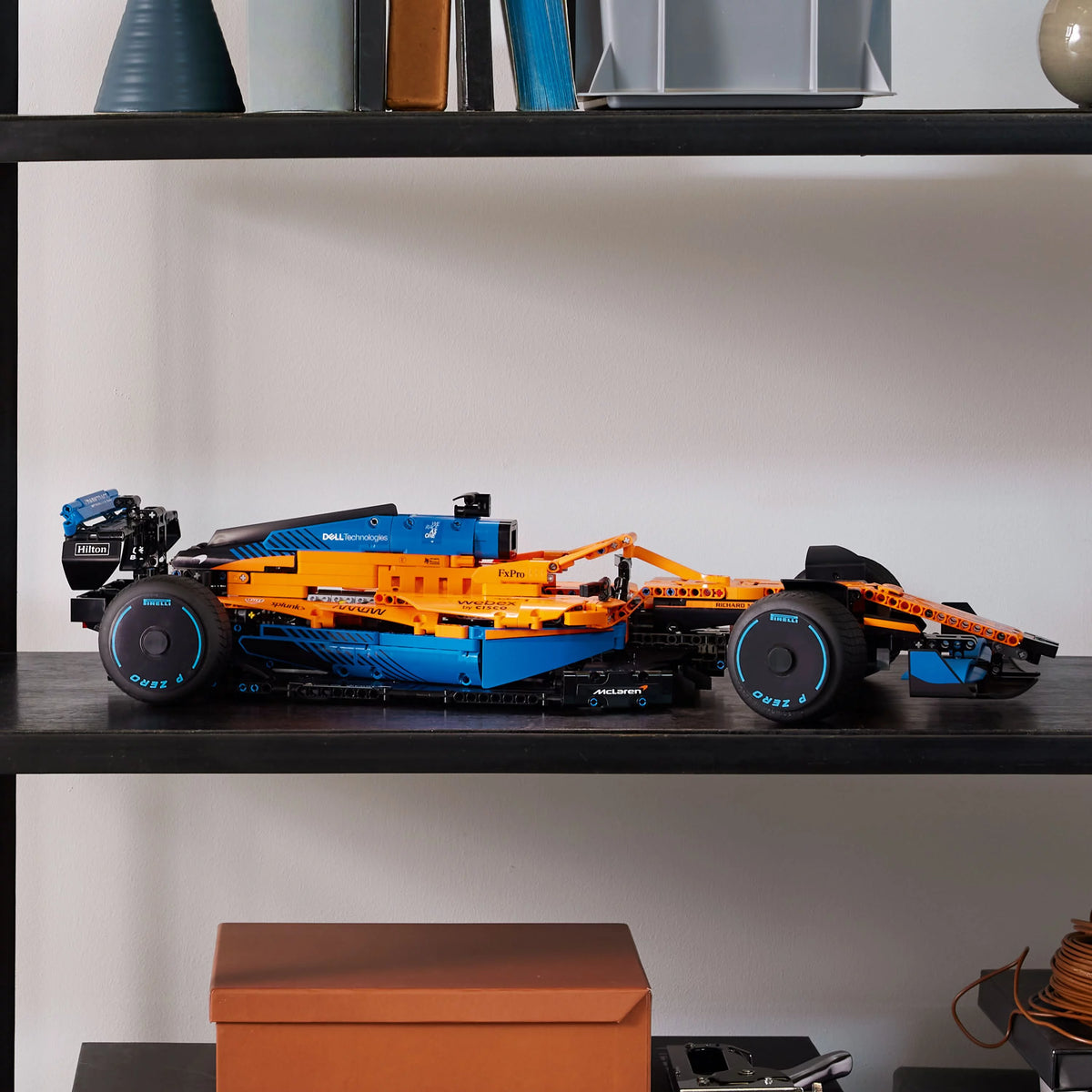 Technic Formula 1 Race Car Model Building Kit L6411