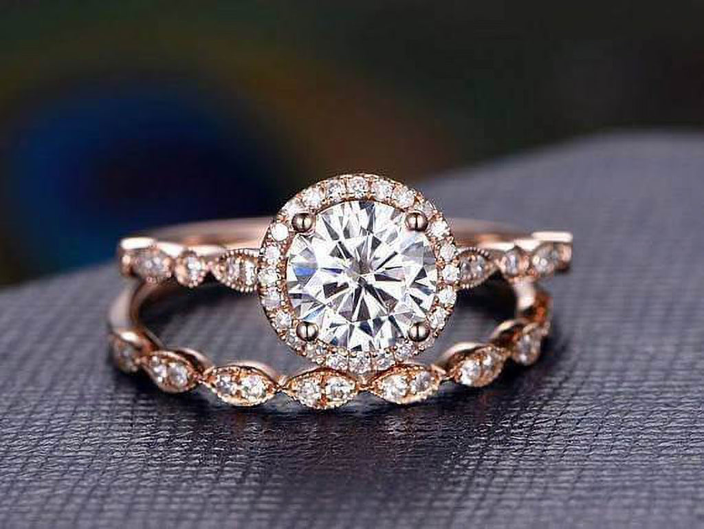 18K Rose Gold Plated Halo Moissanite Wedding Ring Set V2830