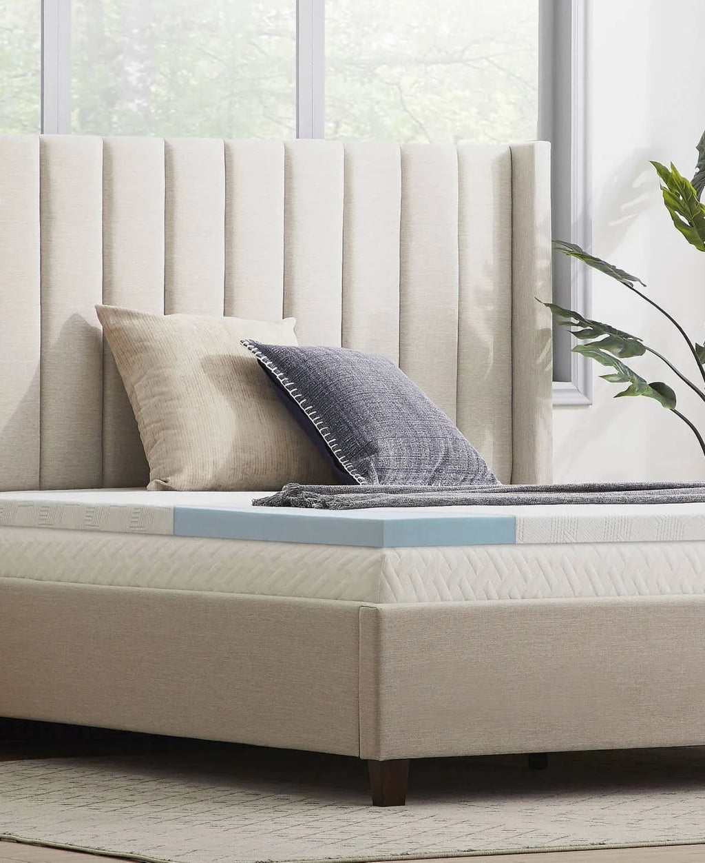 White California King Memory Foam Topper B465353