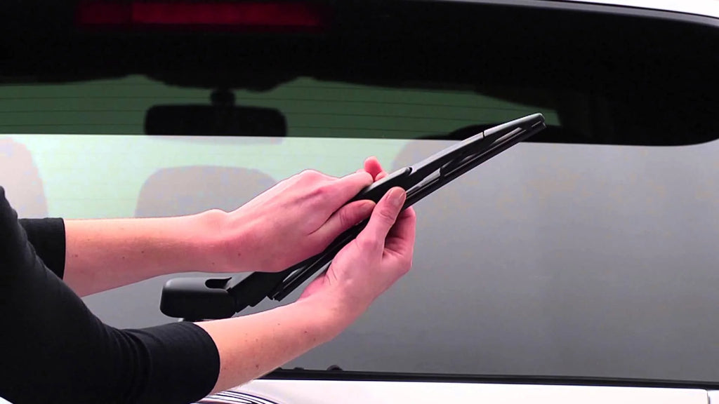 12 Rear Wiper Blade H634