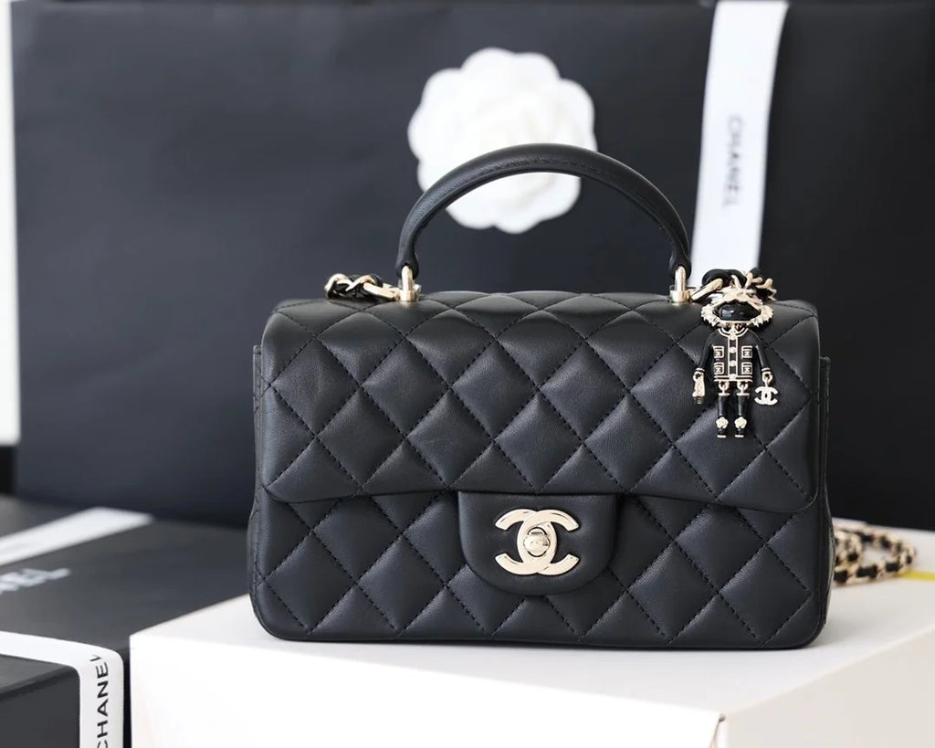 Black Mini Flapbag With Top Handle Q3023