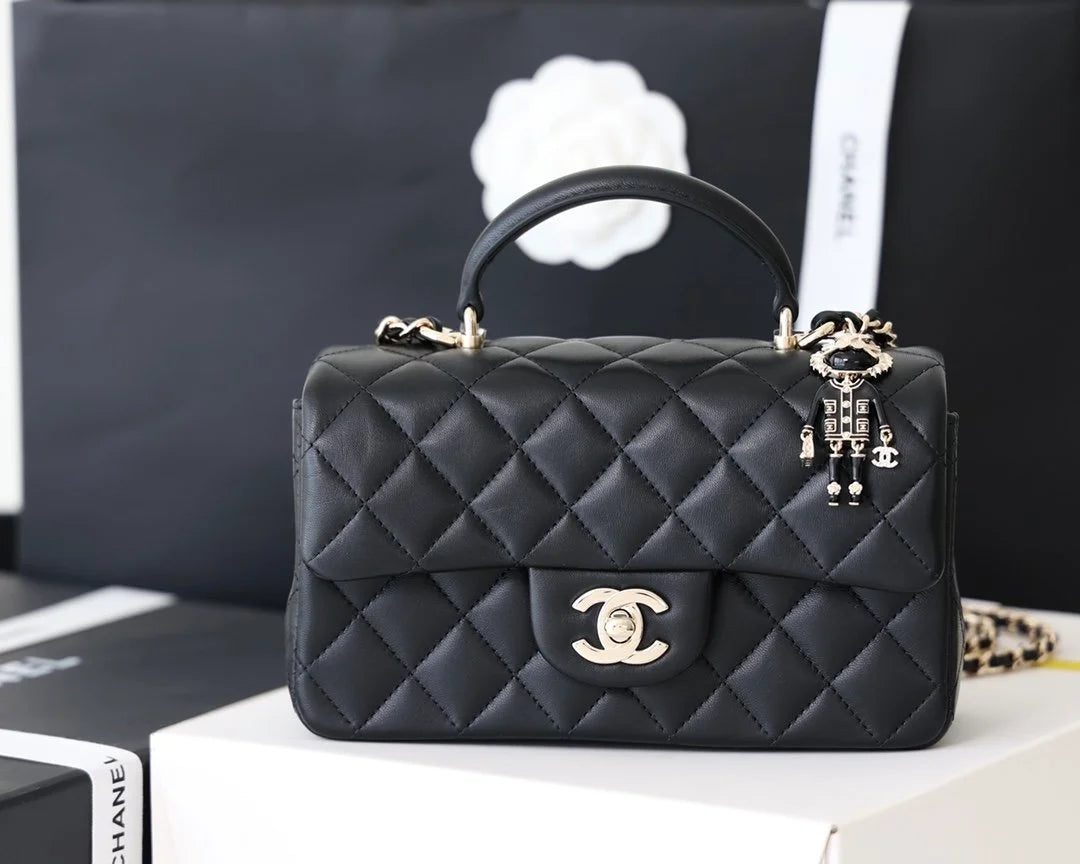 Black Mini Flapbag With Top Handle Q3023