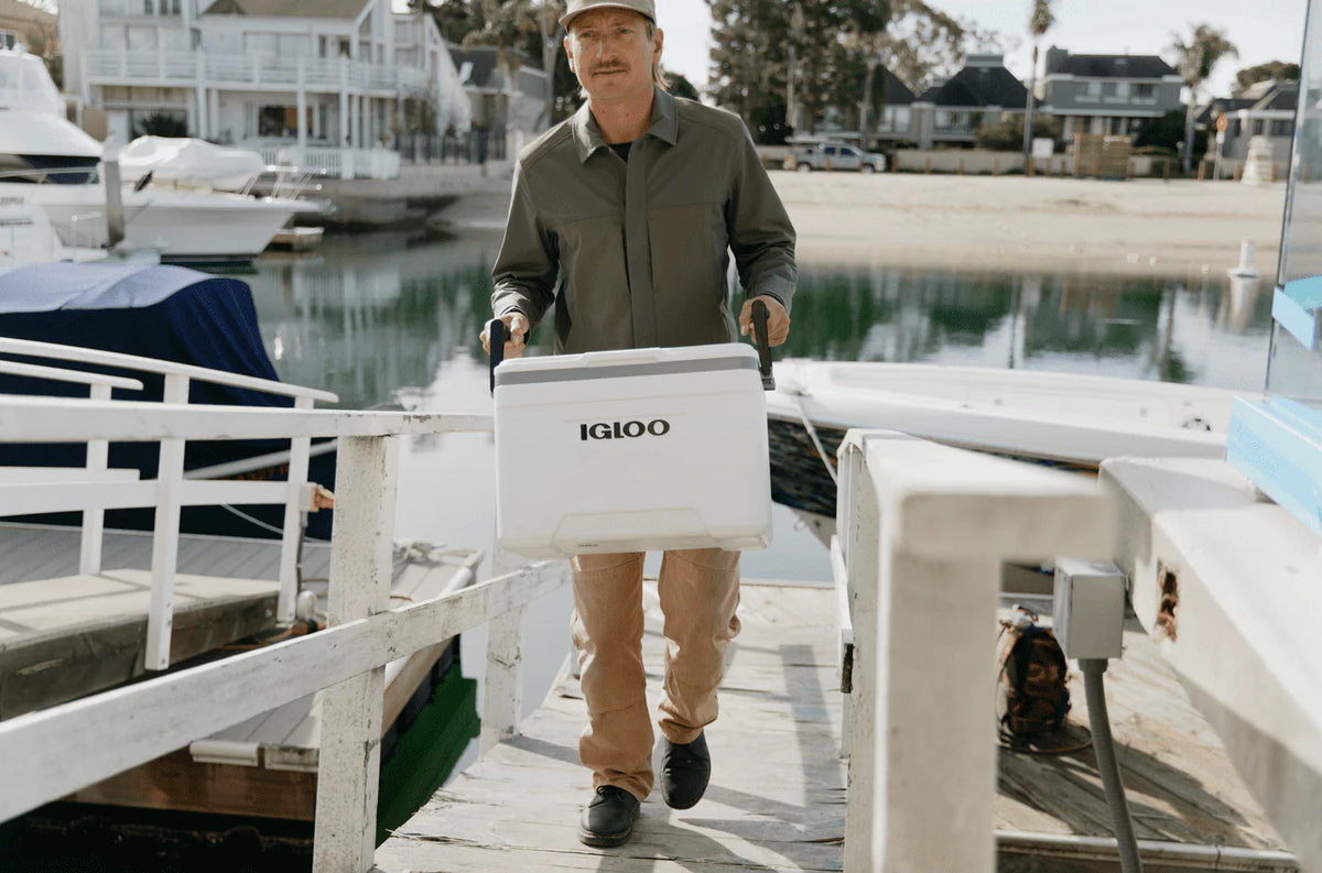25 QT White Hard Sided Cooler W2084