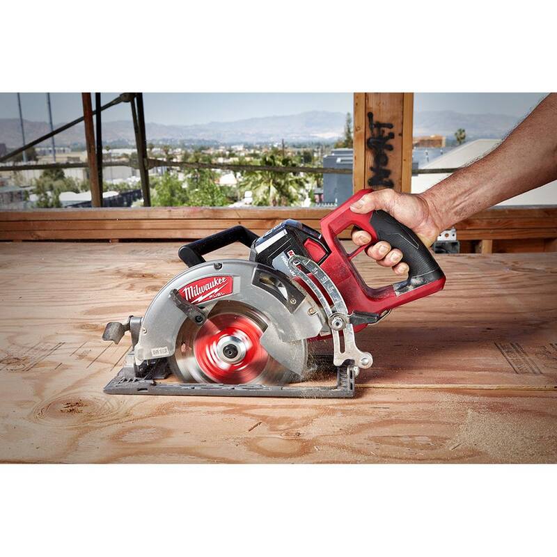 18V Cordless 7-1/4 in. Circular Saw U823800