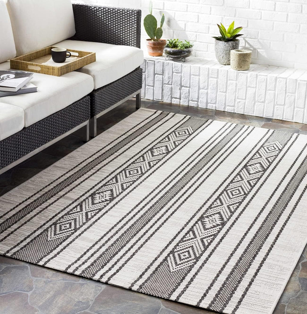 5x7 Medium Gray Area Rug U814159