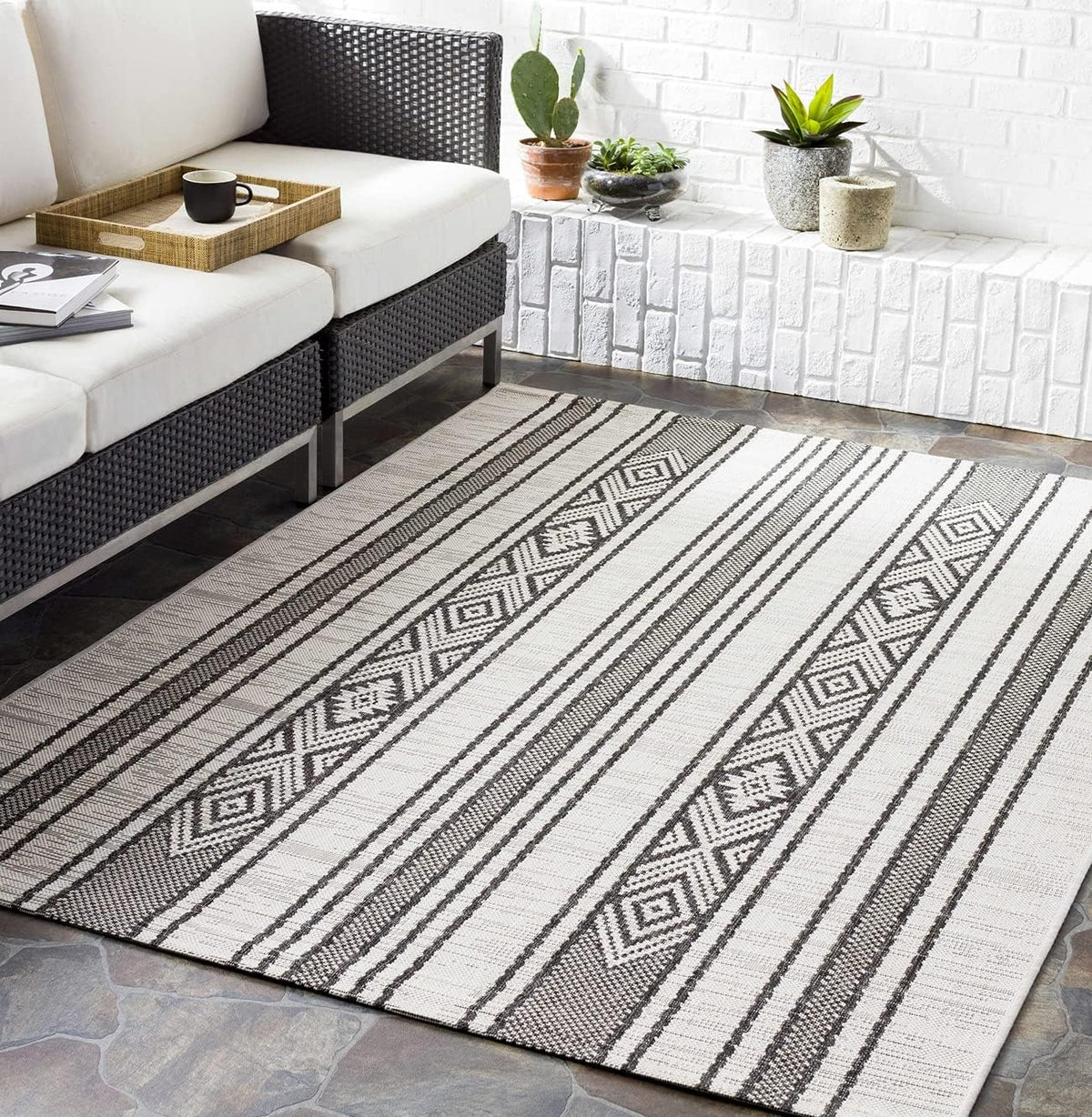 5x7 Medium Gray Area Rug U814159