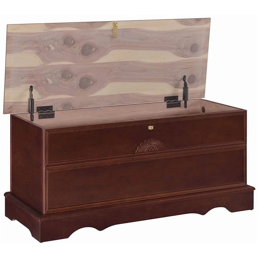 Rectangular Wood Cedar Chest in Brown U8164