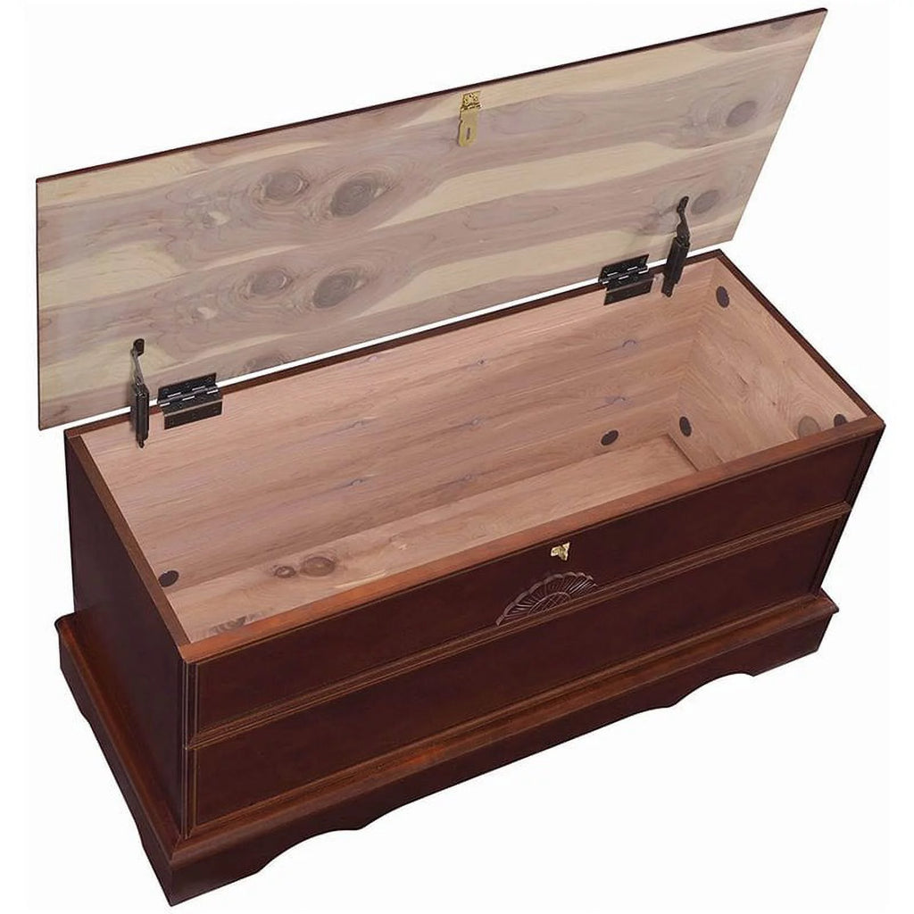 Rectangular Wood Cedar Chest in Brown U8164