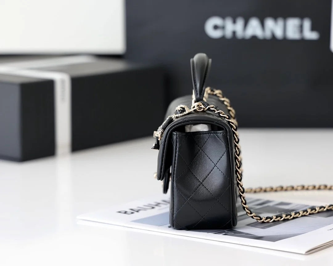 Black Mini Flapbag With Top Handle Q3023