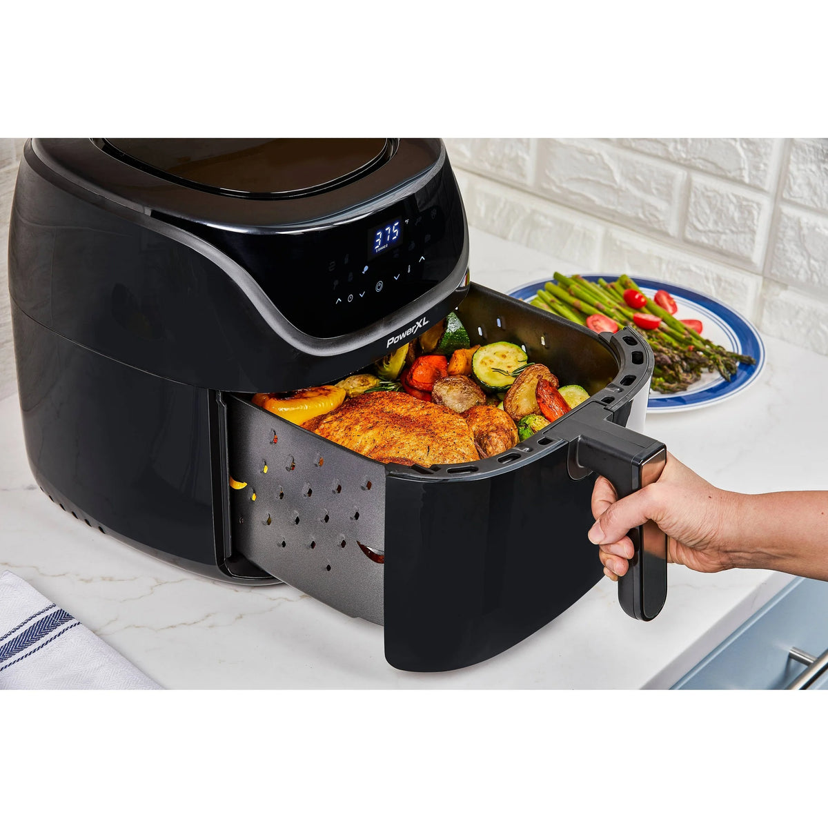 Black 8qt Air Fryer C1795