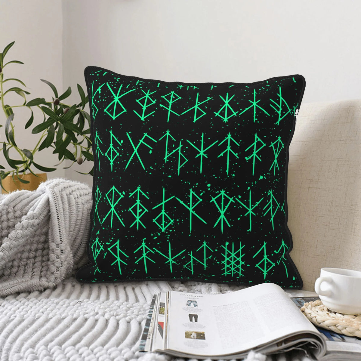 Green 20"x20" Velvet Throw Pillow Covers Set of 2 C69017