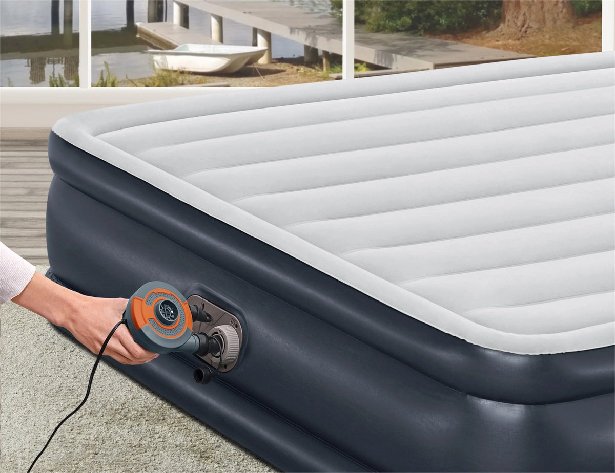 18 Tritech Air Mattress Queen with Built-in Pump K89413