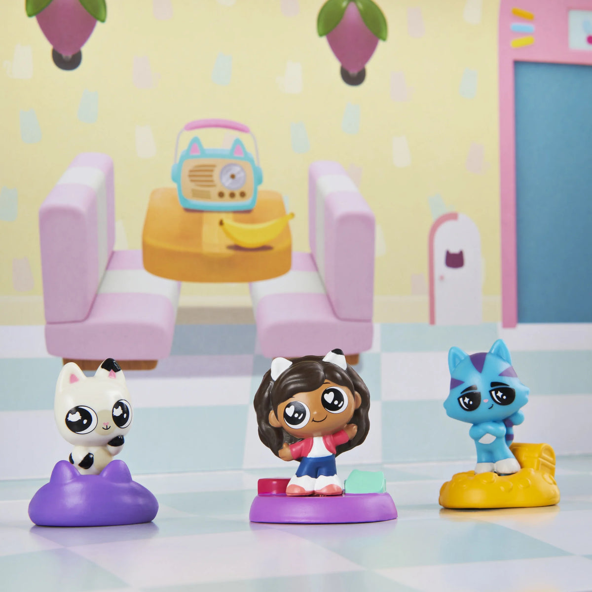 12-Pack Mini Figures Y389297