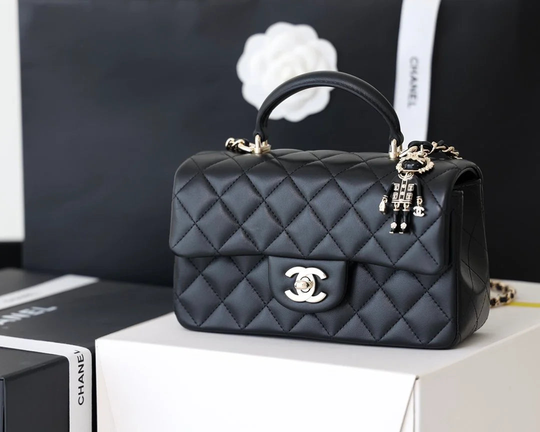 Black Mini Flapbag With Top Handle Q3023