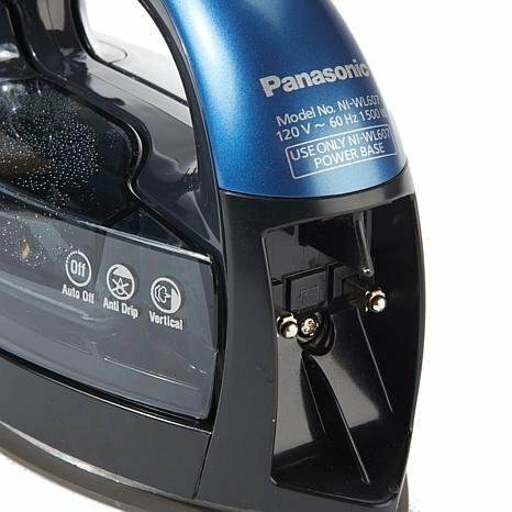 Cordless Steam Iron with Ceramic-Coated Soleplate U47417