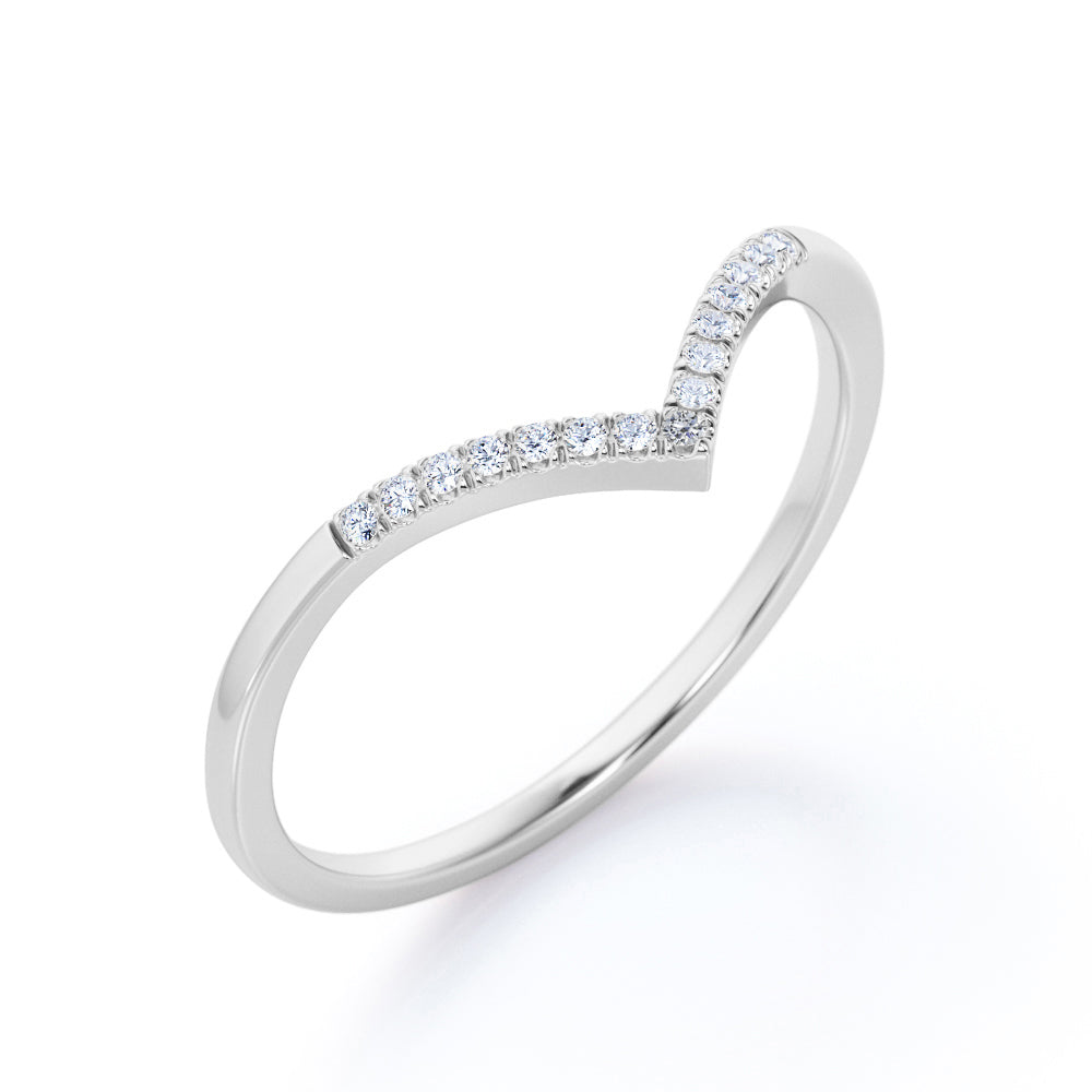 18K White Gold Plated Silver Moissanite Band T623141