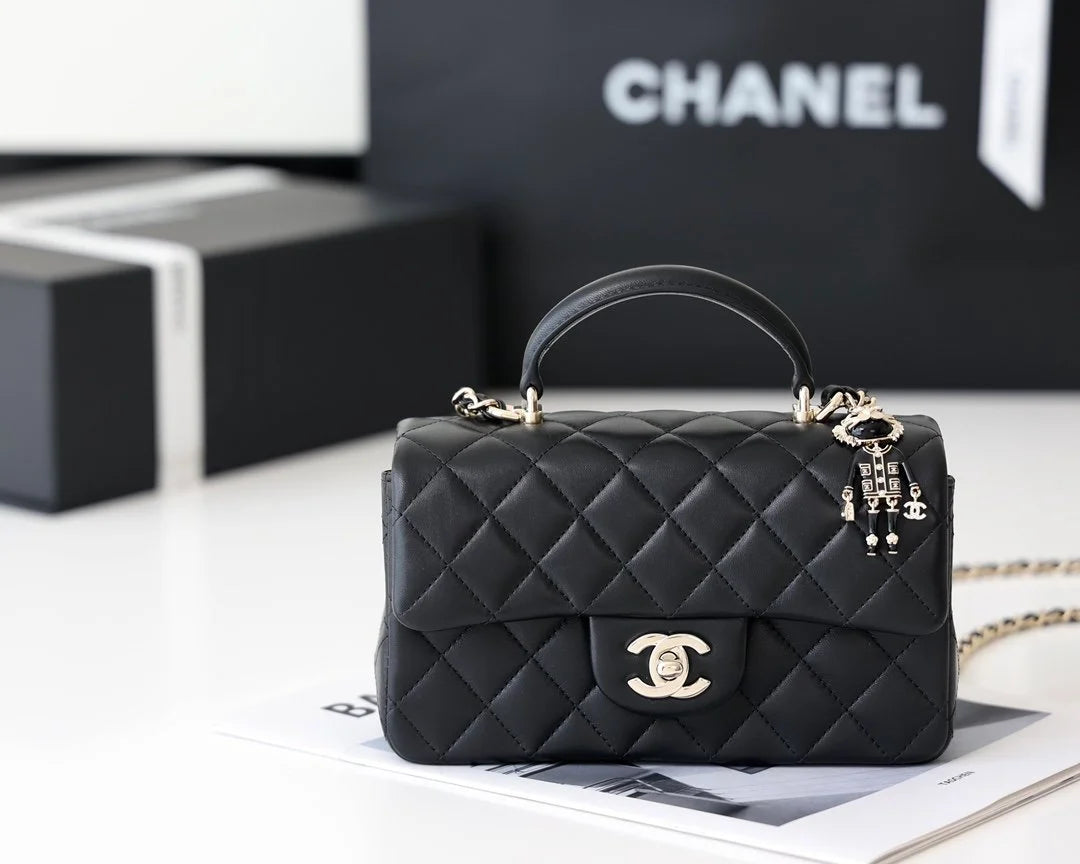 Black Mini Flapbag With Top Handle Q3023